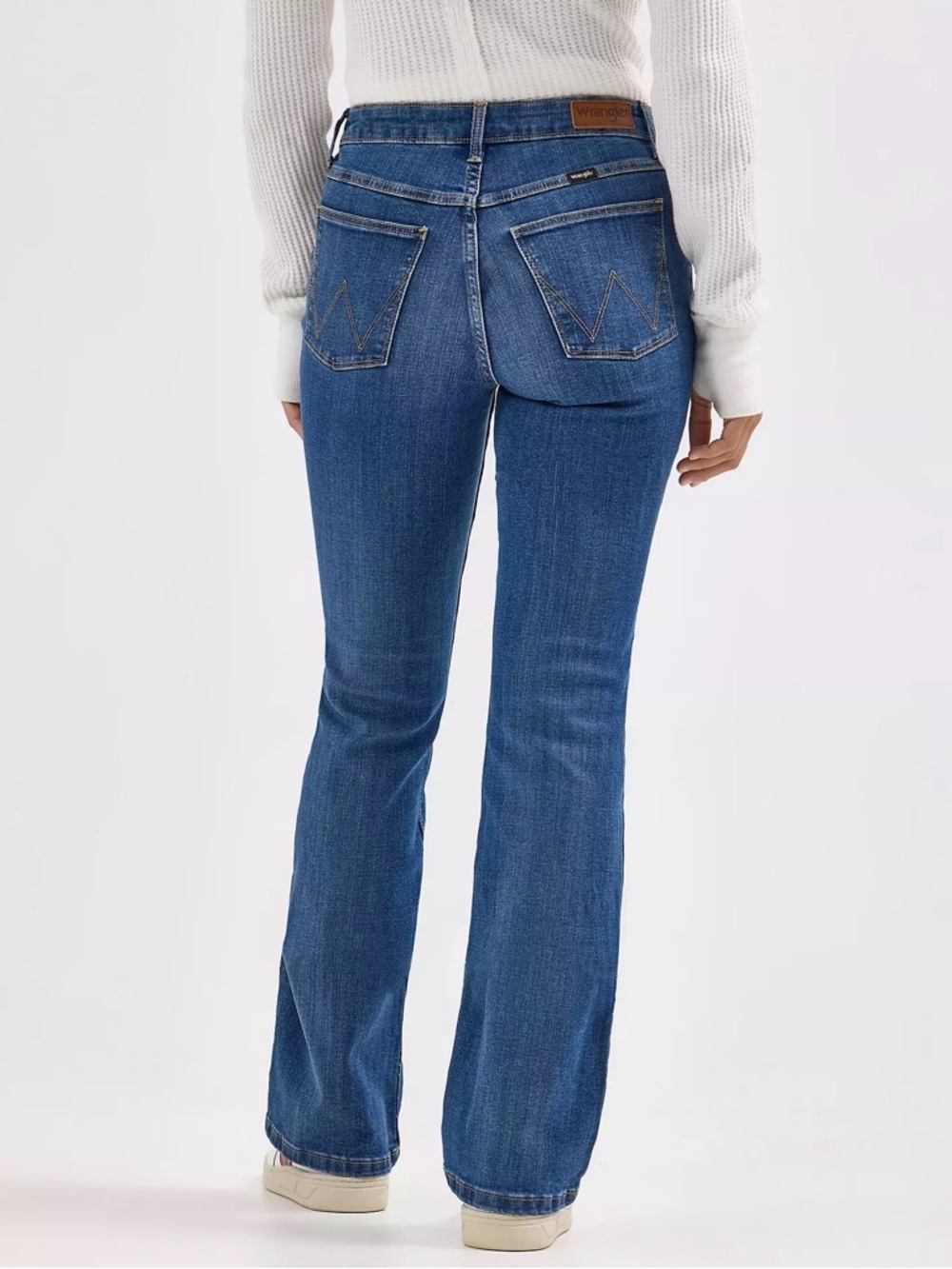 Wrangler Women's Blue high rise bold boot cut Jeans - Classic Denim - Picture 2 of 16